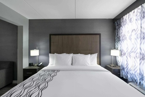 La Quinta by Wyndham Raleigh Downtown North image 14